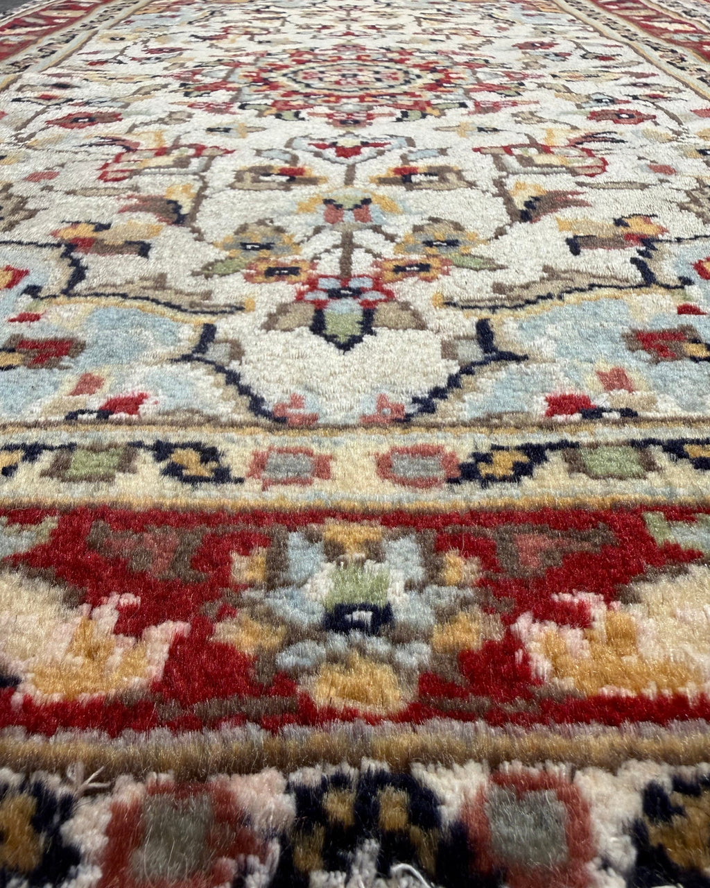 Coppia di scendiletto Islamabad 97 × 62 cm con medaglione centrale e motivi floreali