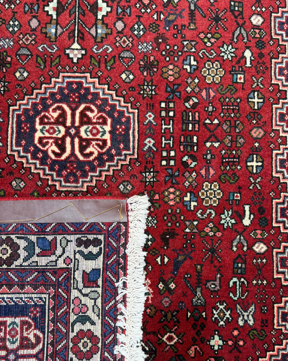 Tappeto persiano Abadeh 150x110 cm rosso con motivi geometrici