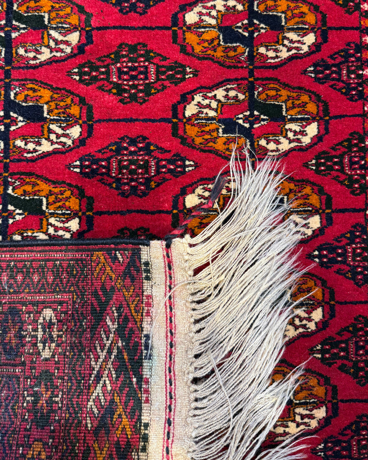 Tappeto Bukhara russo 122x80 cm rosso con motivi geometrici