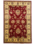 Tappeto Choobi 151x99 cm rosso con motivi floreali e bordura avorio