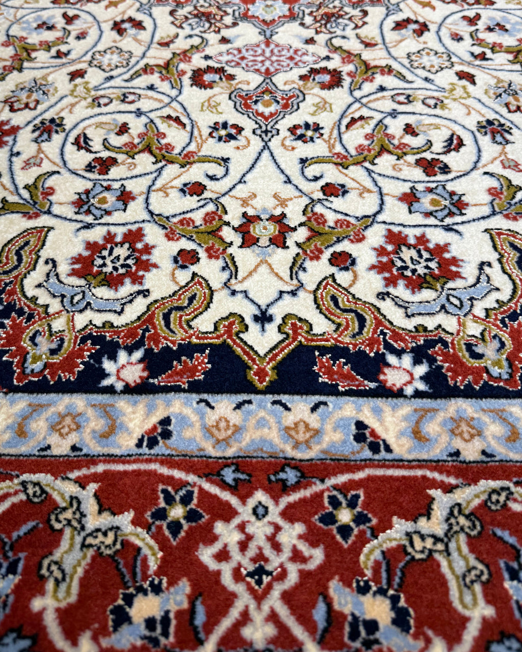 Tappeto persiano Esfahan misto seta 155x107 cm crema e rosso