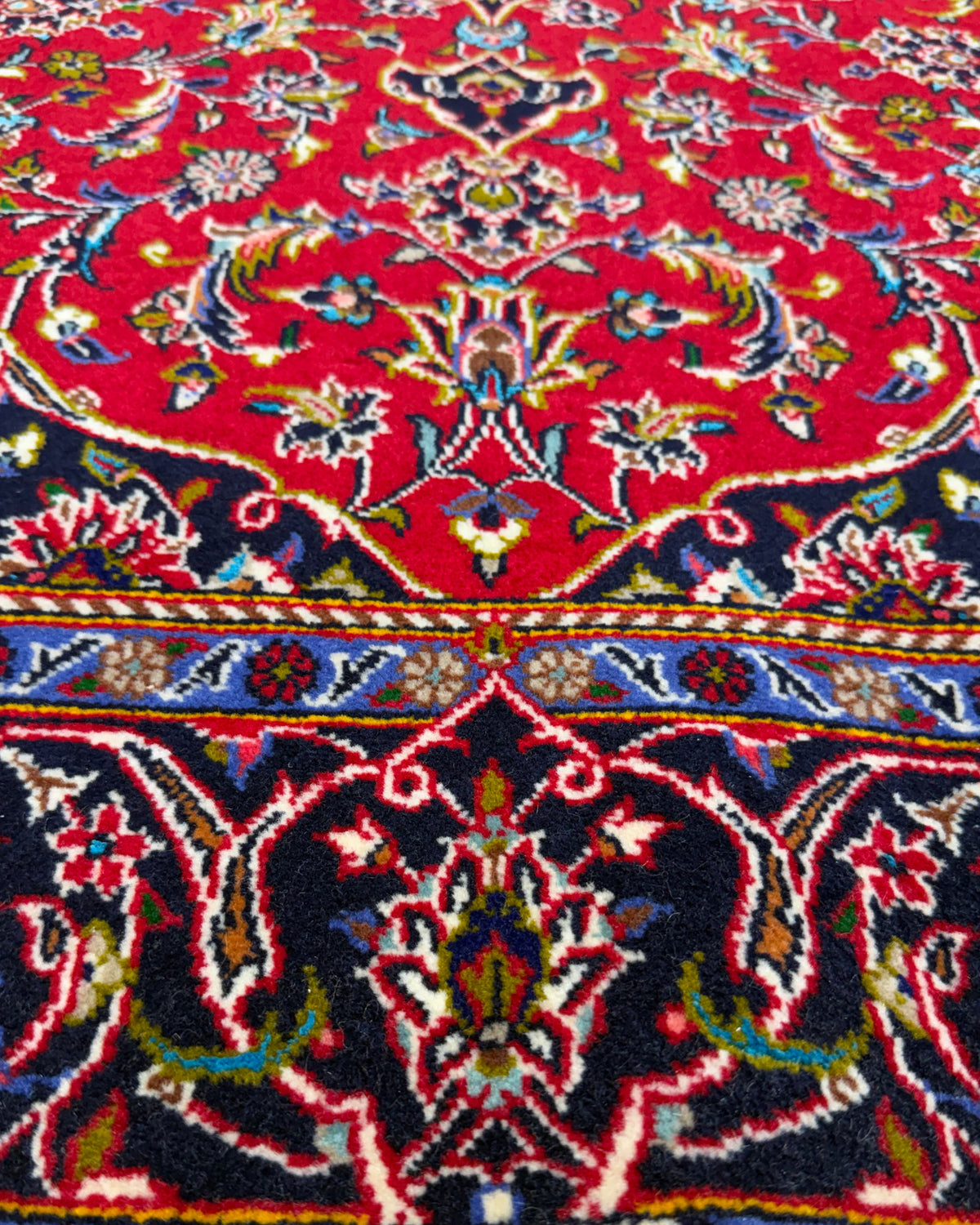 Tappeto persiano Kashan Shad Sar 176x115 cm rosso con medaglione