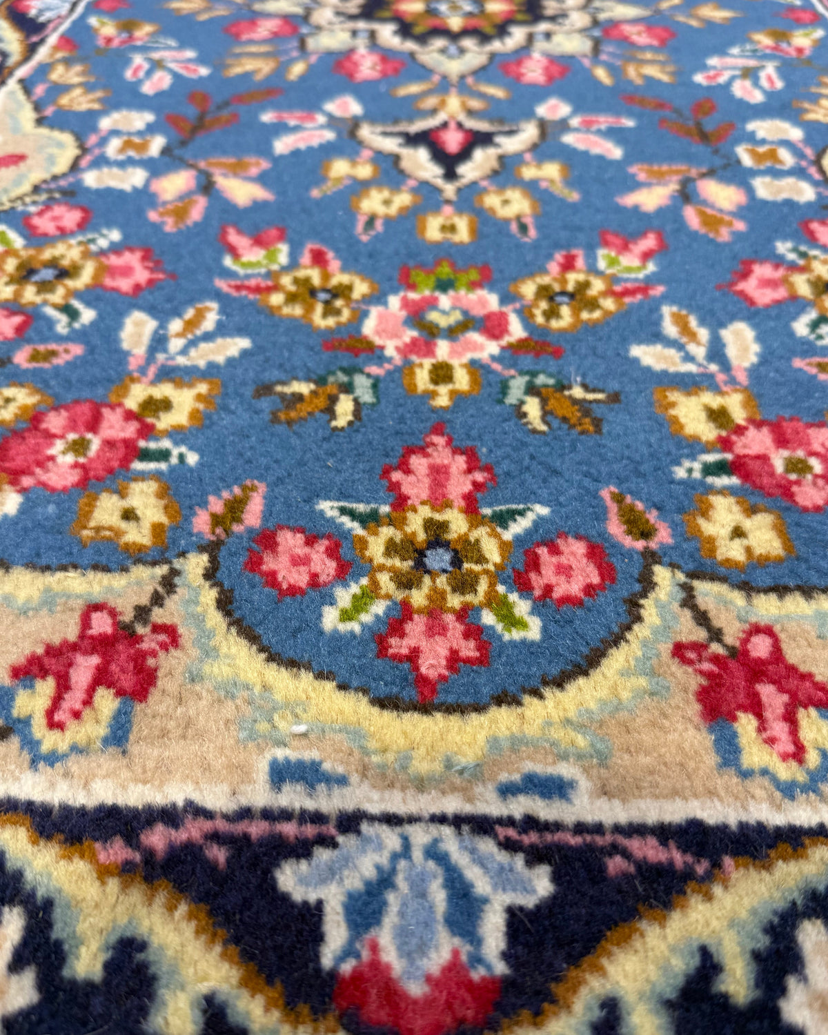 Tappeto persiano Kerman Raver 130x60 cm azzurro con motivi floreali