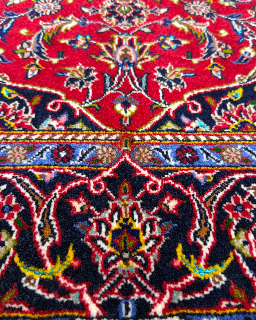 Tappeto persiano Kashan Shad Sar 173x118 cm rosso con medaglione