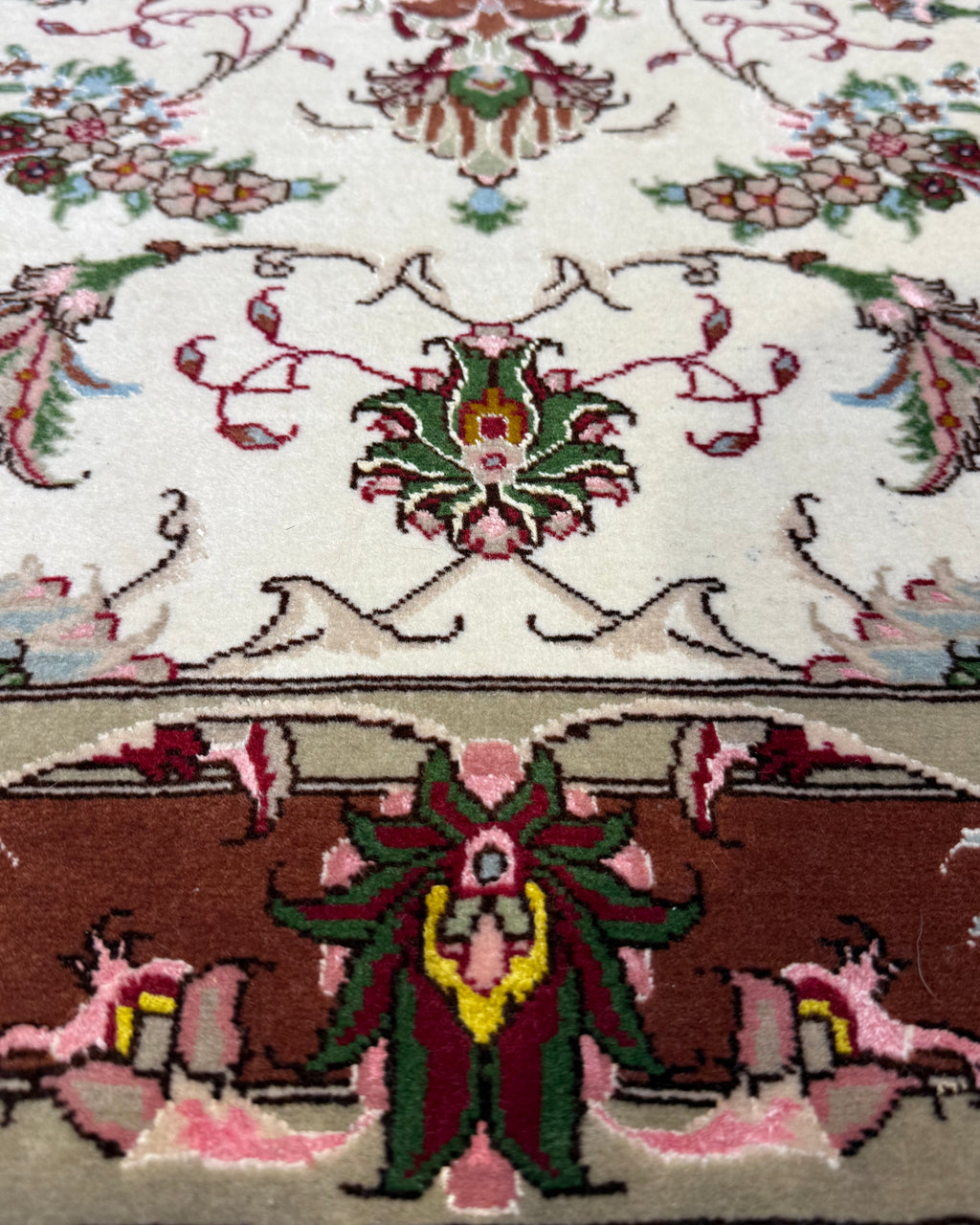 Tappeto persiano Tabriz 60 Raj misto seta 110x78 cm fondo avorio