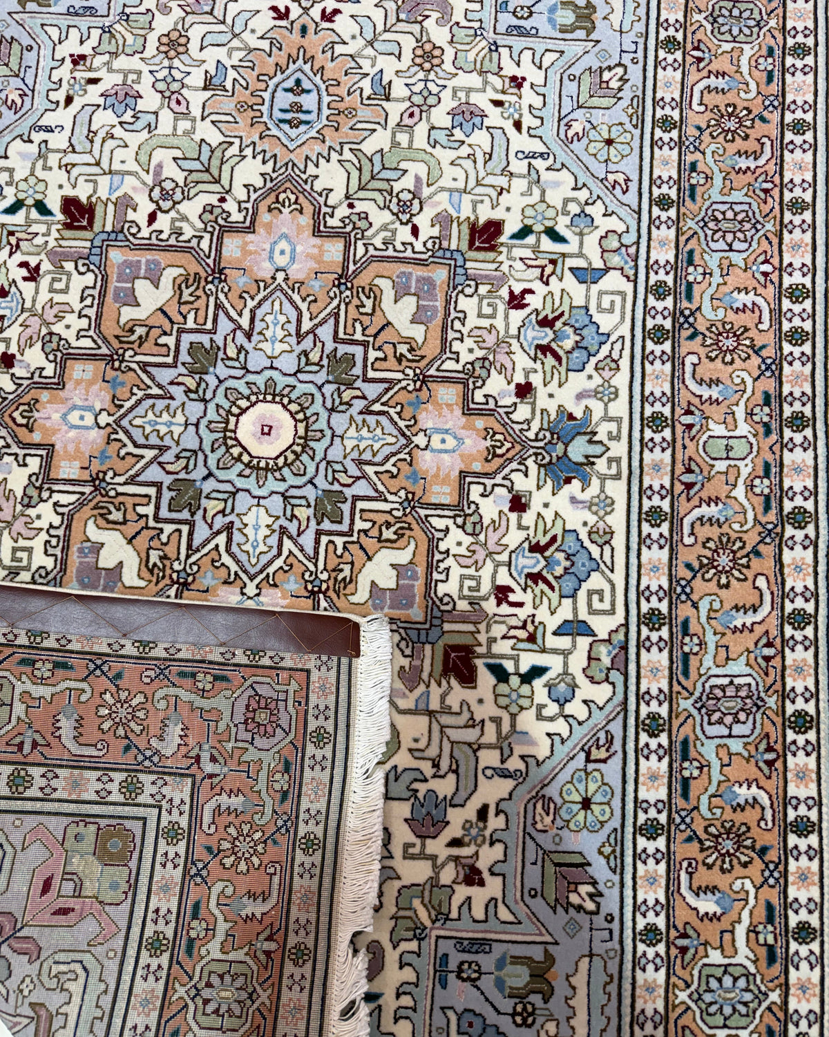 Tappeto persiano Tabriz 60 Raj misto seta 155x103 cm beige e azzurro