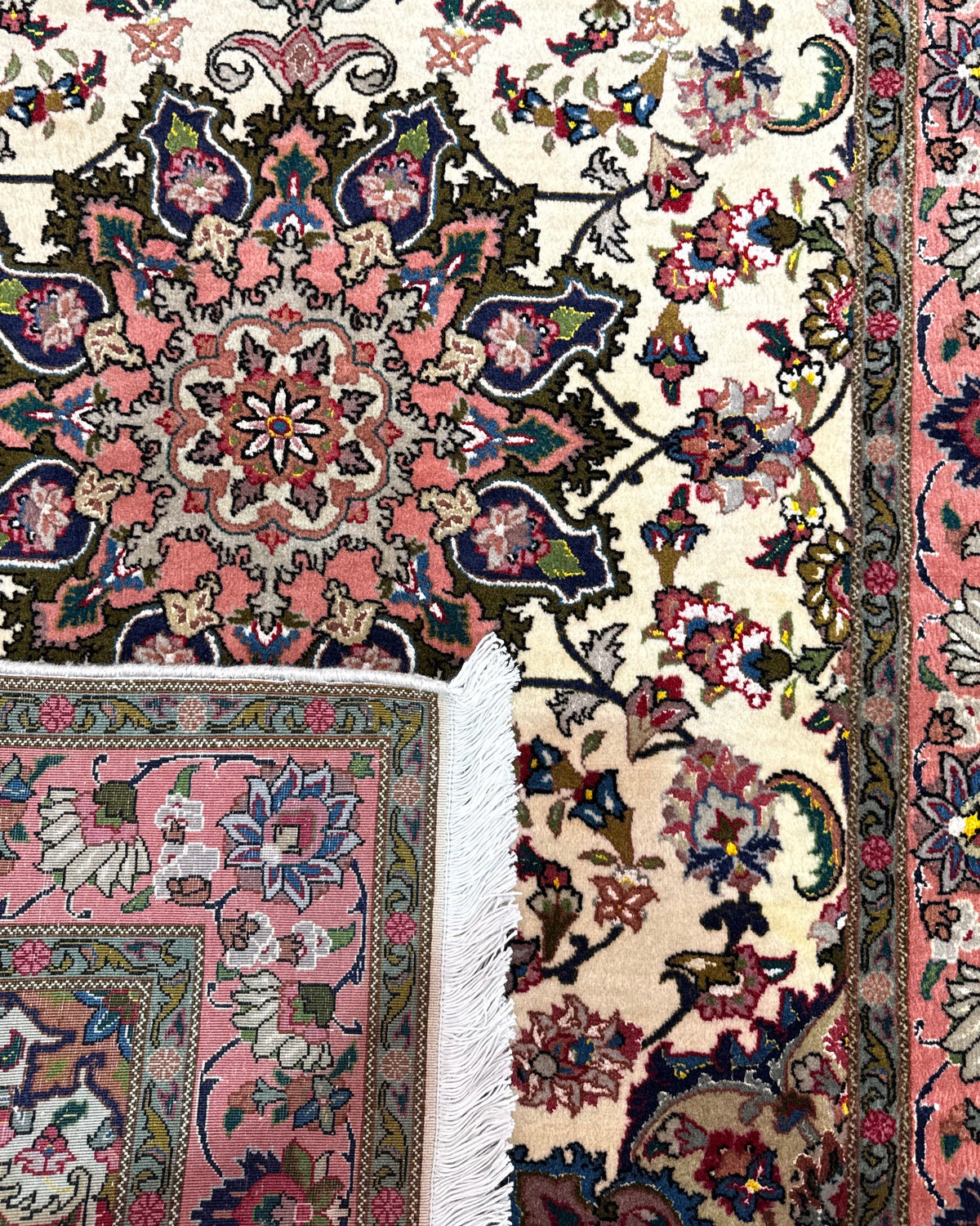 Tappeto persiano Tabriz 60 Raj misto seta 150x101 cm crema con medaglione floreale