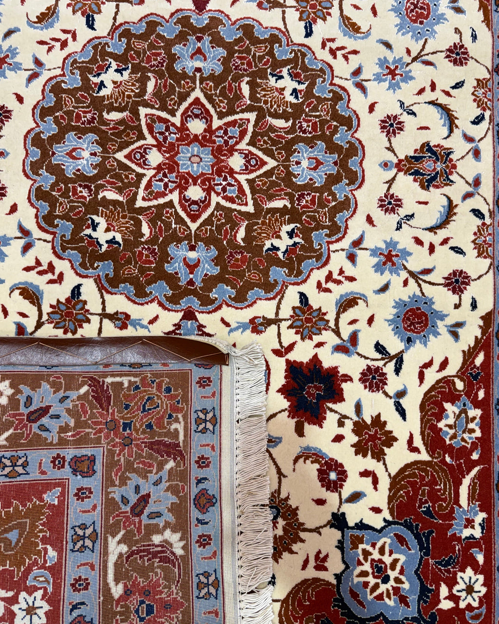 Tappeto persiano Tabriz 60 Raj misto seta 155x102 cm crema con medaglione floreale
