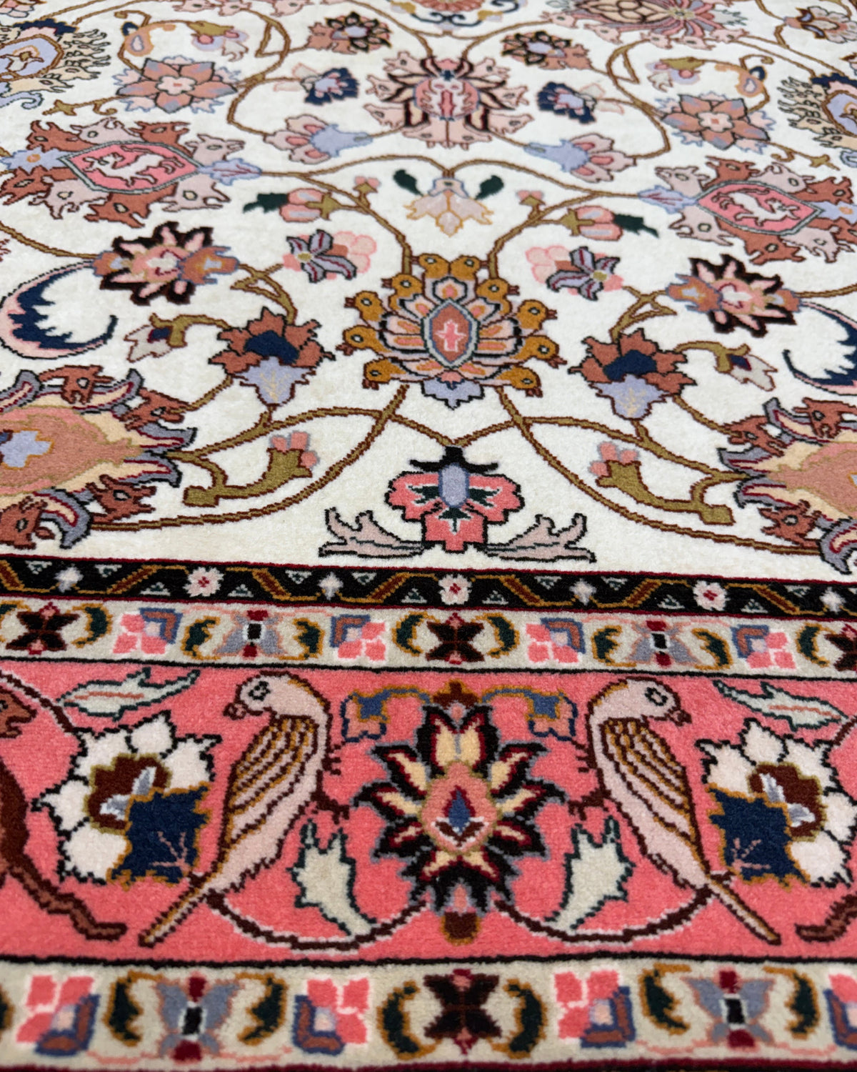 Tappeto persiano Tabriz 60 Raj misto seta 156x110 cm crema e rosa