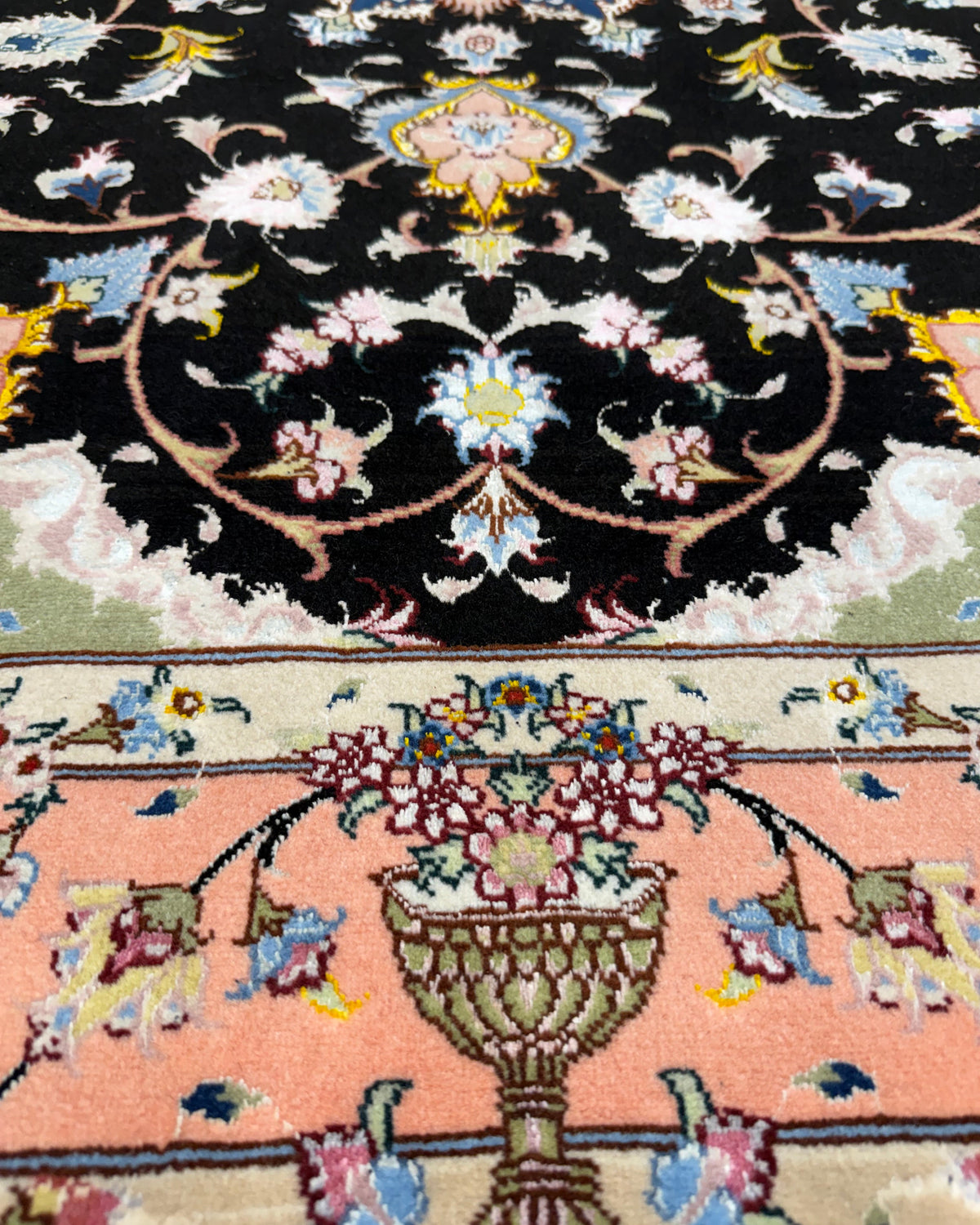 Tappeto persiano Tabriz 60 Raj misto seta 152x100 cm nero e rosa