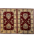 Coppia di scendiletto Choobi 90x60 cm con fondo rosso bordeaux e motivi floreali