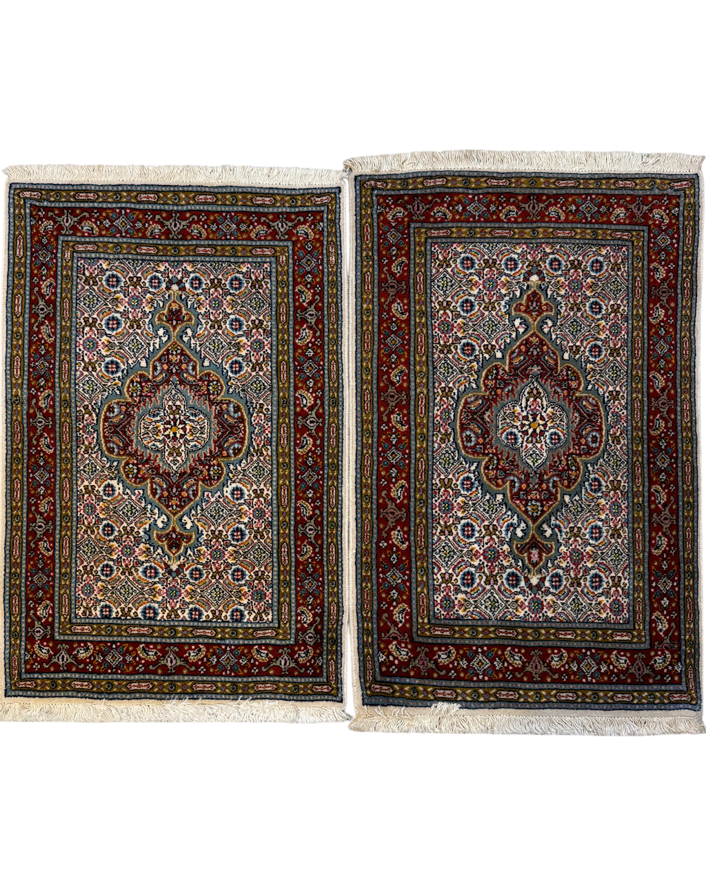 Coppia di scendiletto Mood misto seta 90x60 cm con medaglione centrale e motivi floreali