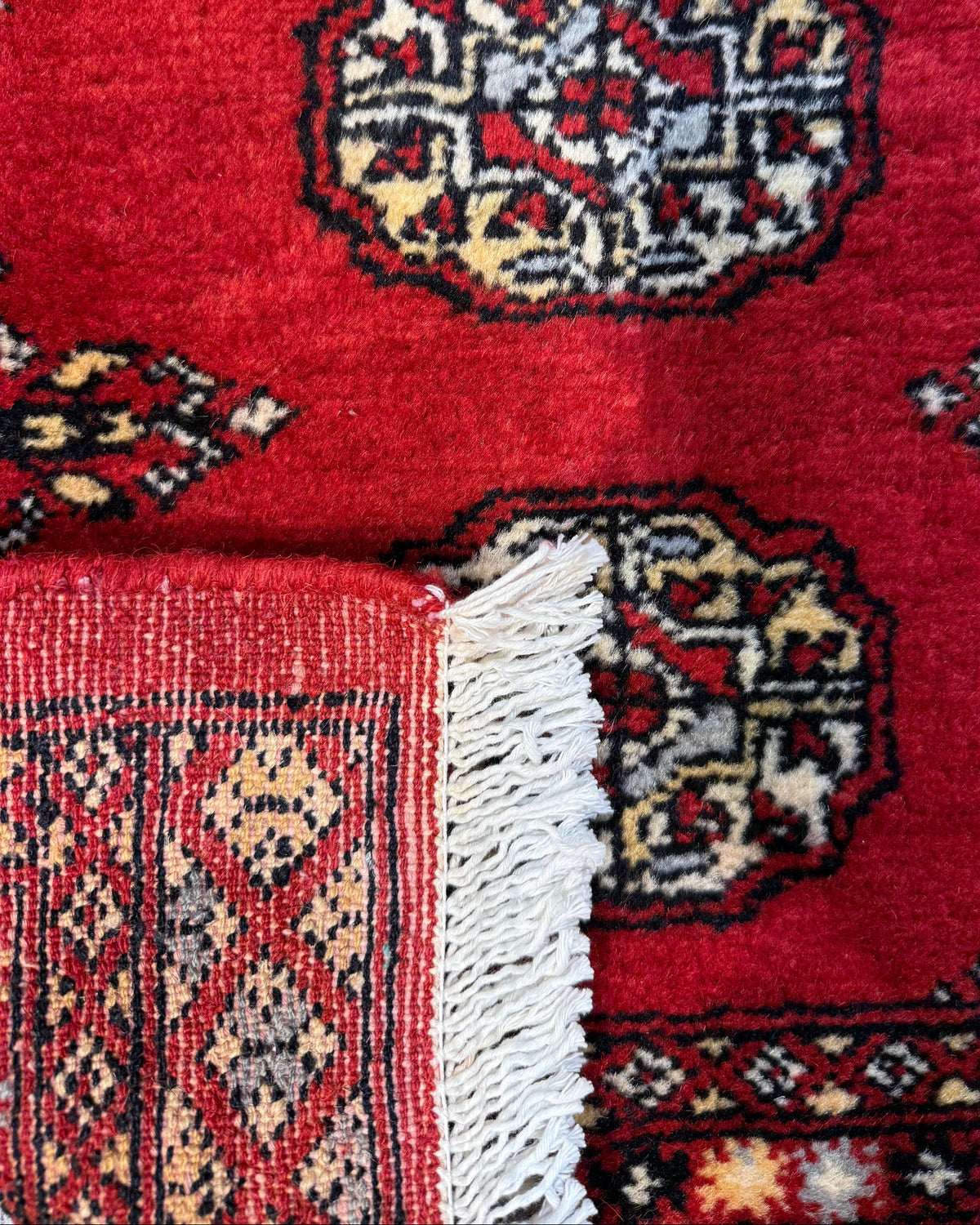 Kashmir 90x60 cm, coppia di scendiletto rossi con medaglioni geometrici