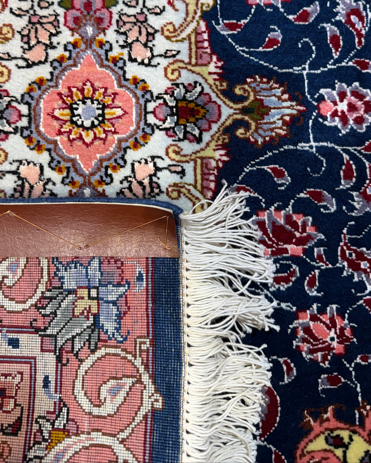 Tabriz 60 Raj misto seta 87x64 cm - coppia di scendiletto persiani blu scuro con medaglione floreale
