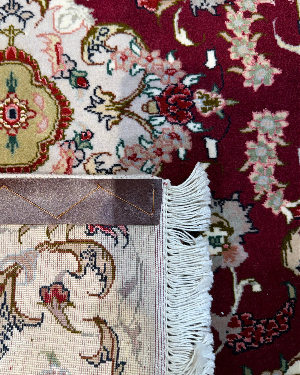 Tabriz 60 Raj misto seta 90x60 cm - coppia di scendiletto persiani con fondo bordeaux e motivi floreali