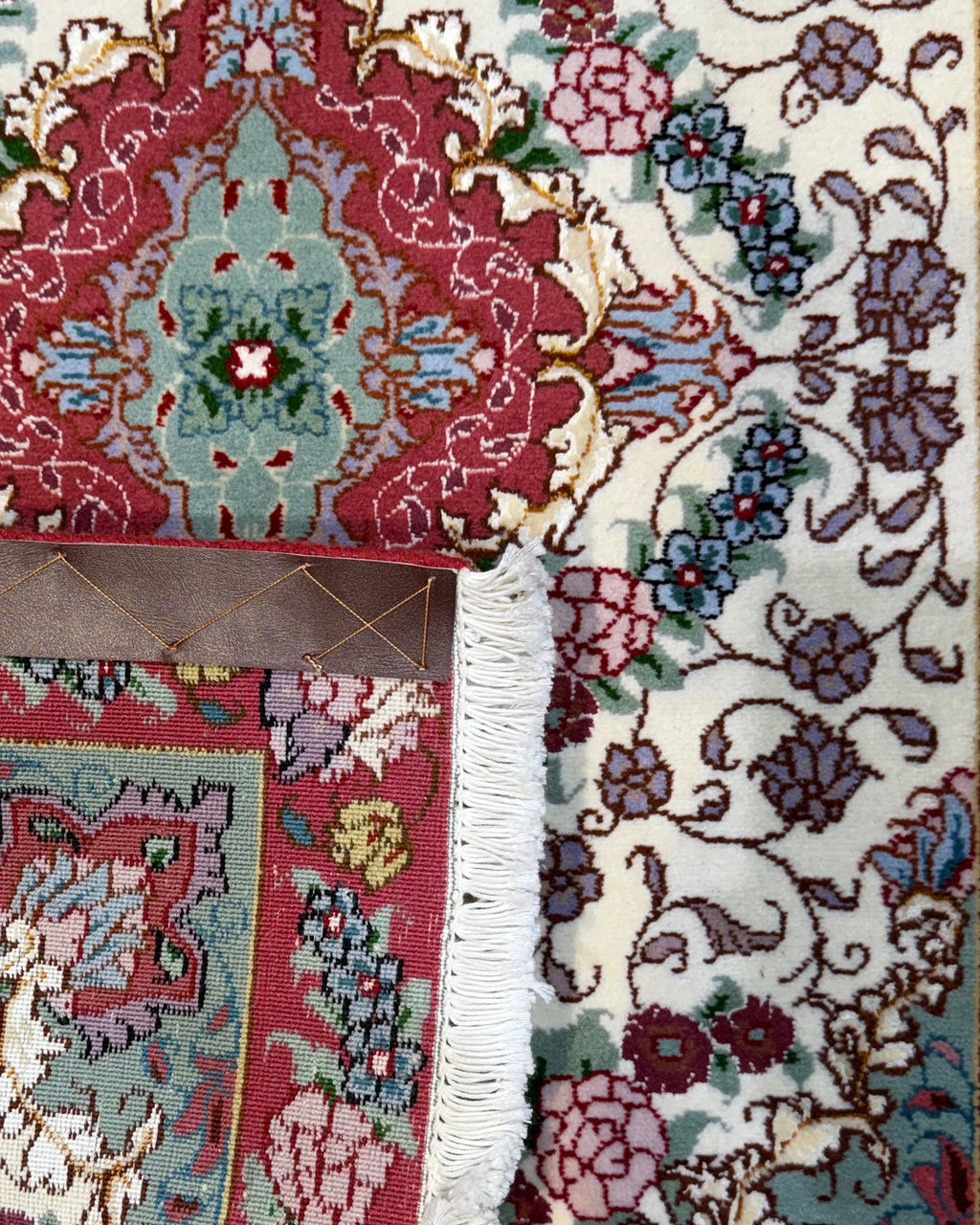 Tabriz 60 Raj misto seta 90x60 cm, coppia di scendiletto con medaglione rosso e motivi floreali