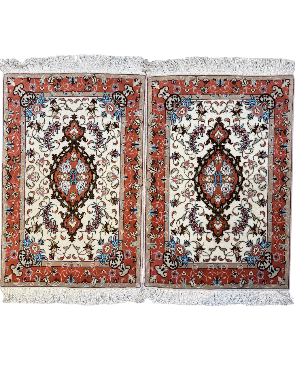Tabriz 60 Raj misto seta 90x60 cm, coppia di scendiletto avorio e corallo con medaglione floreale