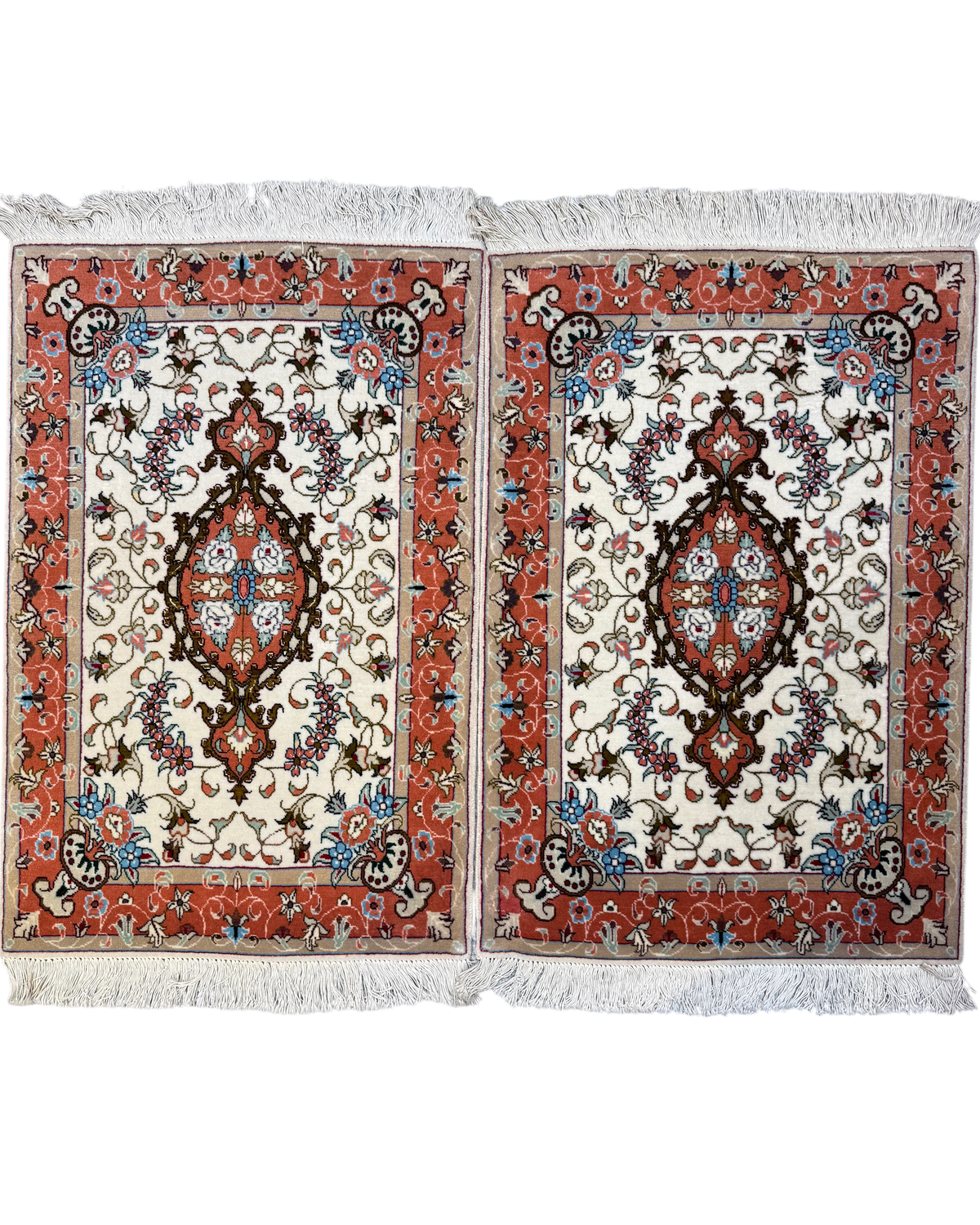 Tabriz 60 Raj misto seta 90x60 cm, coppia di scendiletto avorio e corallo con medaglione floreale