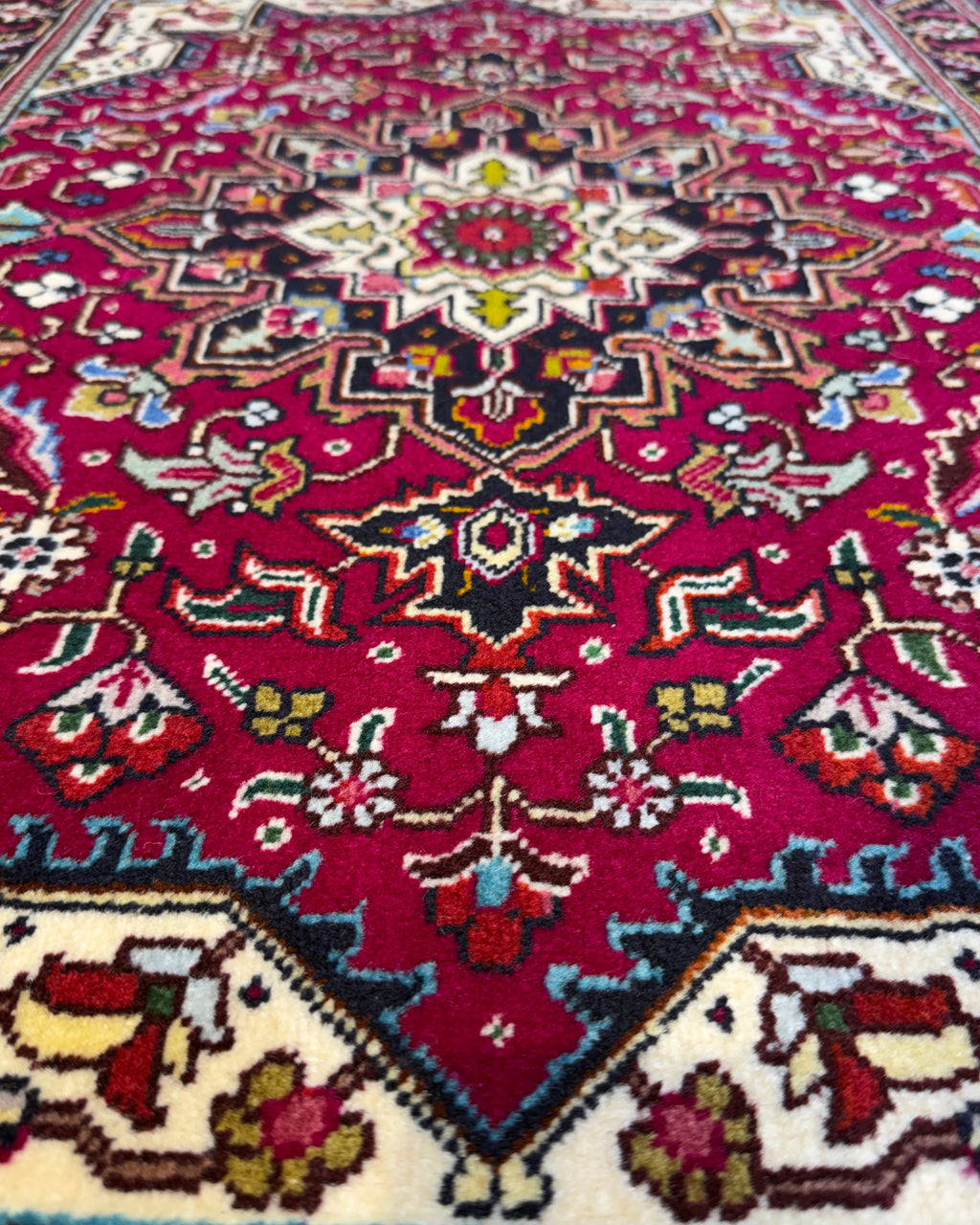 Tabriz 90x60 cm - coppia di scendiletto persiani rossi con medaglione centrale