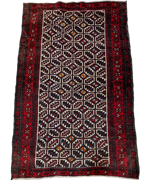 Tappeto Beluch persiano usato 150x96 cm rosso con disegno geometrico tradizionale