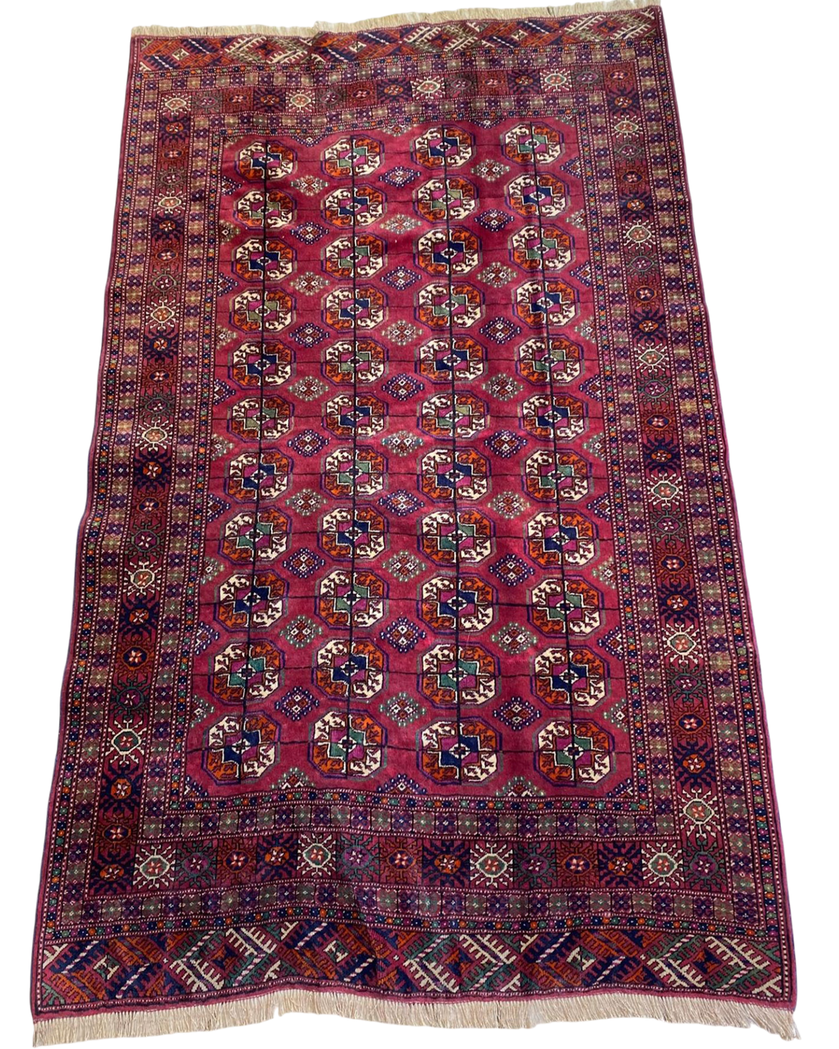 Tappeto Bukhara russo usato 190x127 cm con gul geometrici su fondo rosso e bordeaux