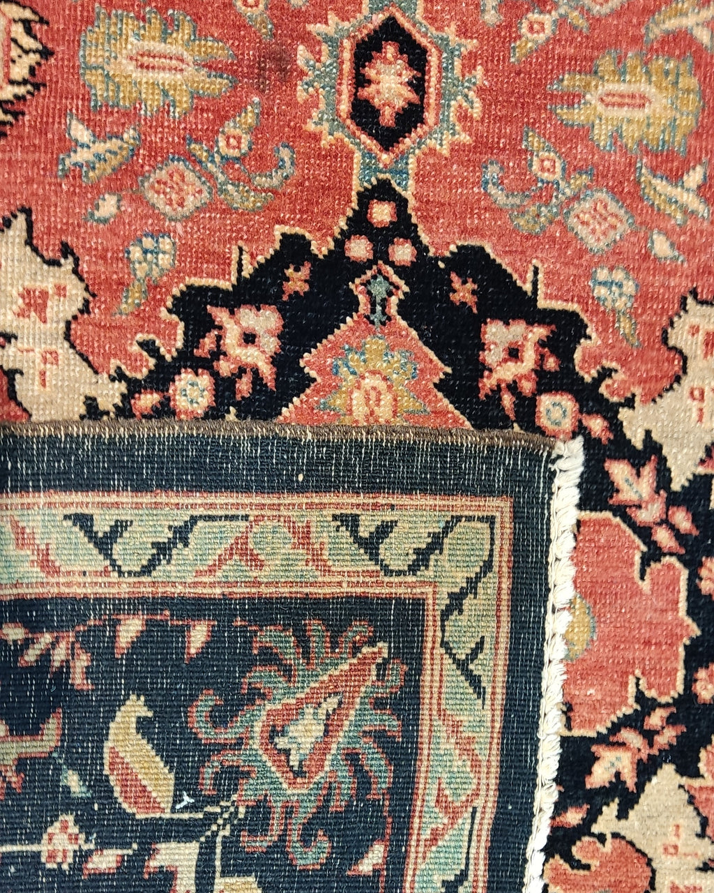 Tappeto persiano Choobi annodato a mano con motivi geometrici e floreali nei toni terracotta e avorio, misura 260x165 cm