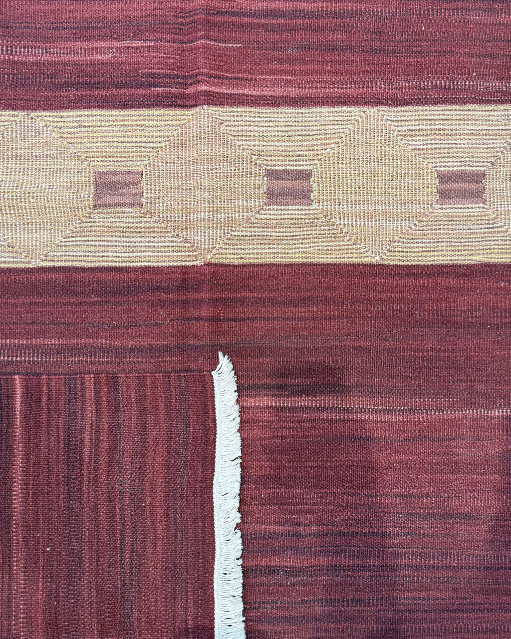 Dettaglio del retro del tappeto Kilim 200x140 cm