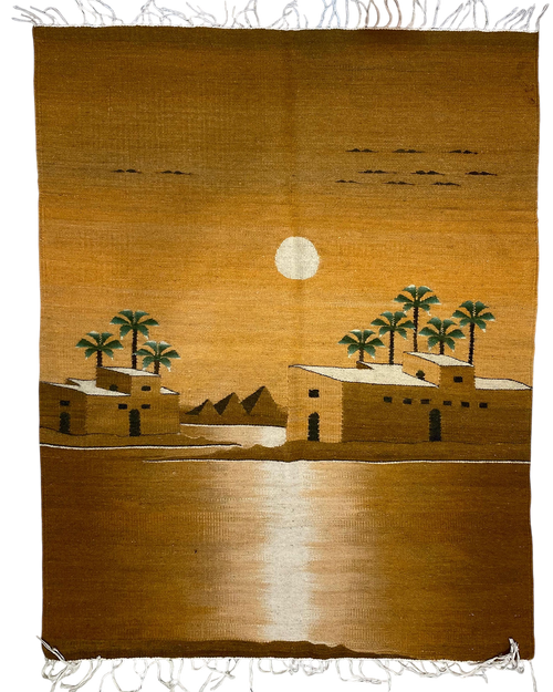 Kilim usato 122x93 cm con paesaggio desertico, palme e tonalità ocra e marrone