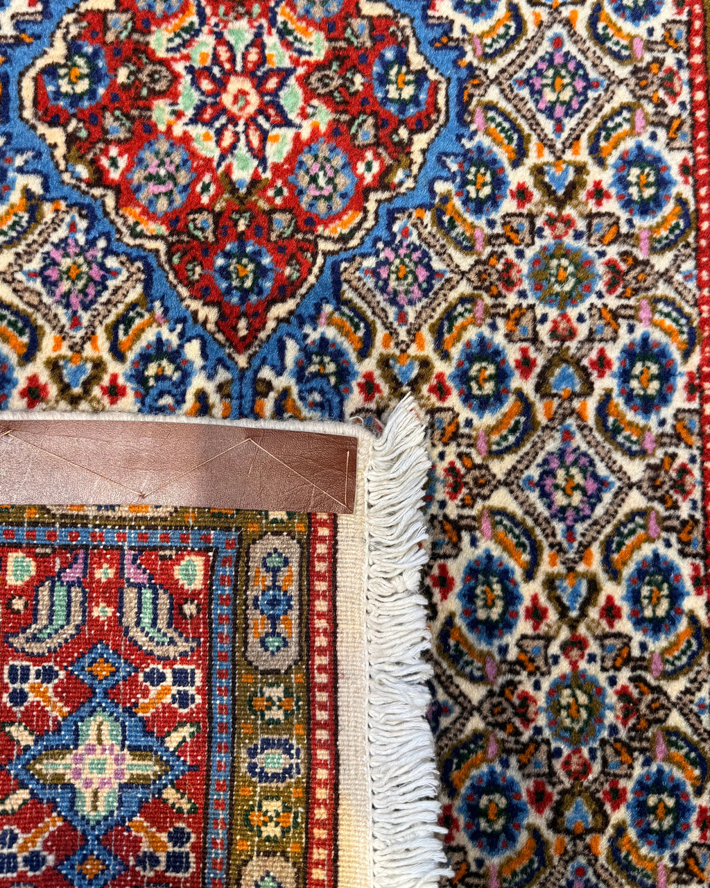 Tappeto persiano Mud 118x78 cm con medaglione centrale e motivi floreali