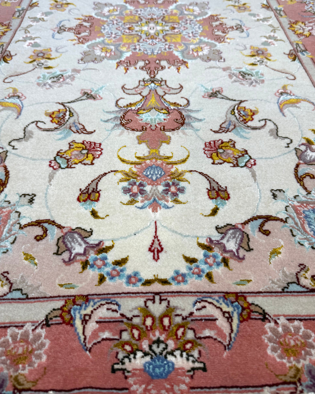 Tappeto persiano Tabriz 60 Raj misto seta rosa 128x74 cm