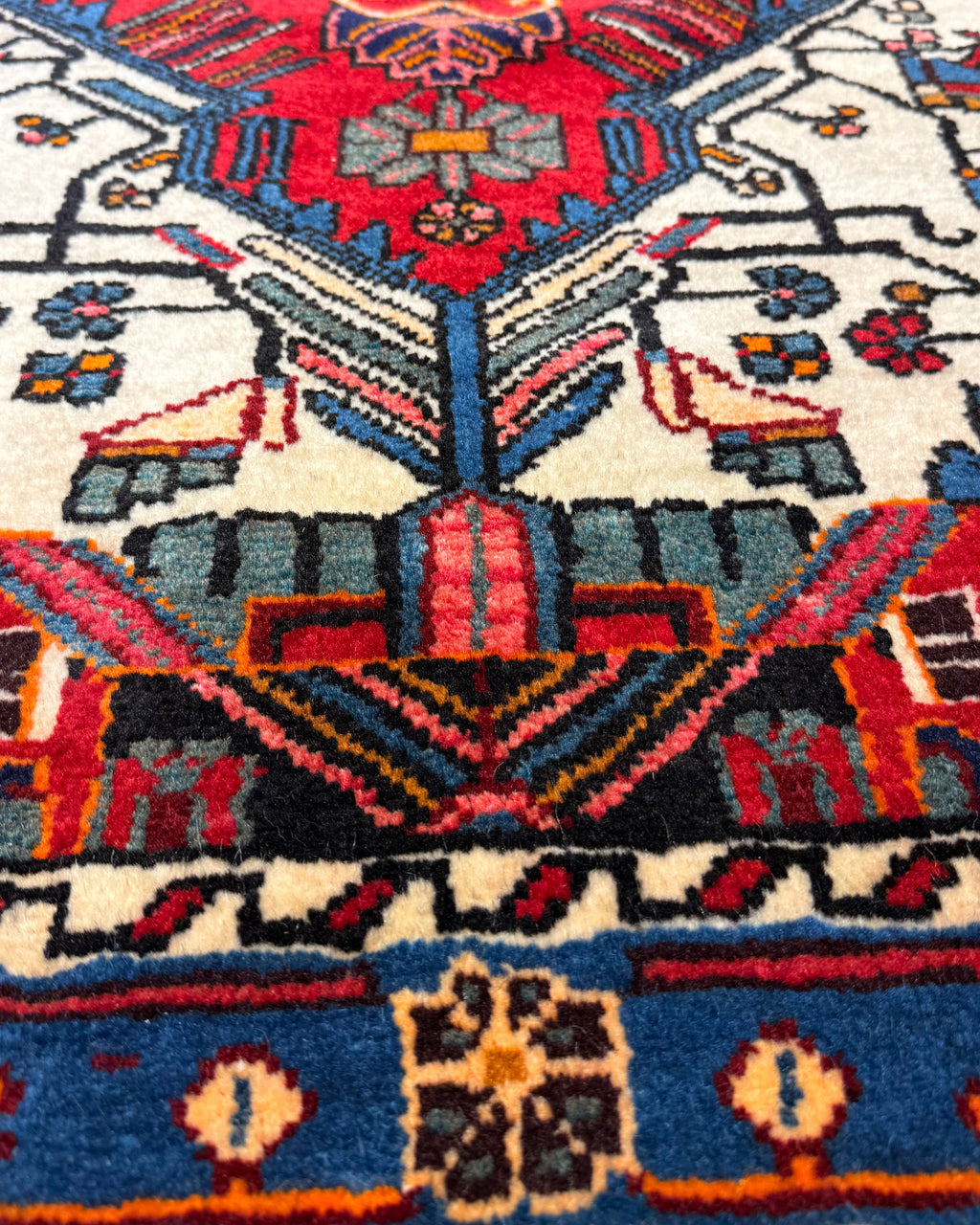Tappeto persiano Tuserkan quadrato 130x130 cm rosso e blu con medaglione geometrico