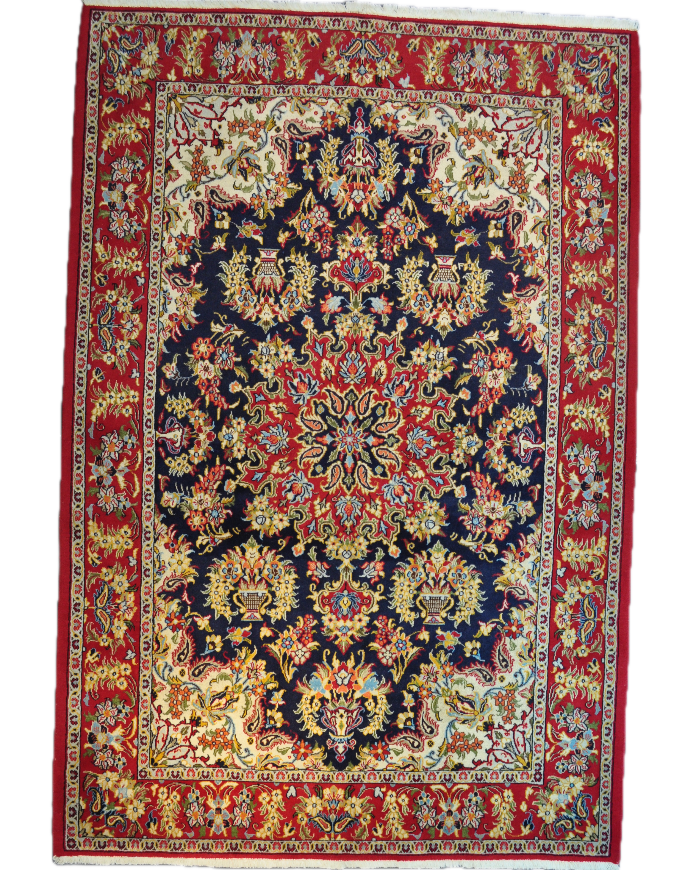 Tappeto Qom persiano annodato a mano con fondo blu notte, medaglione centrale e ricchi motivi floreali, misura 214x144 cm