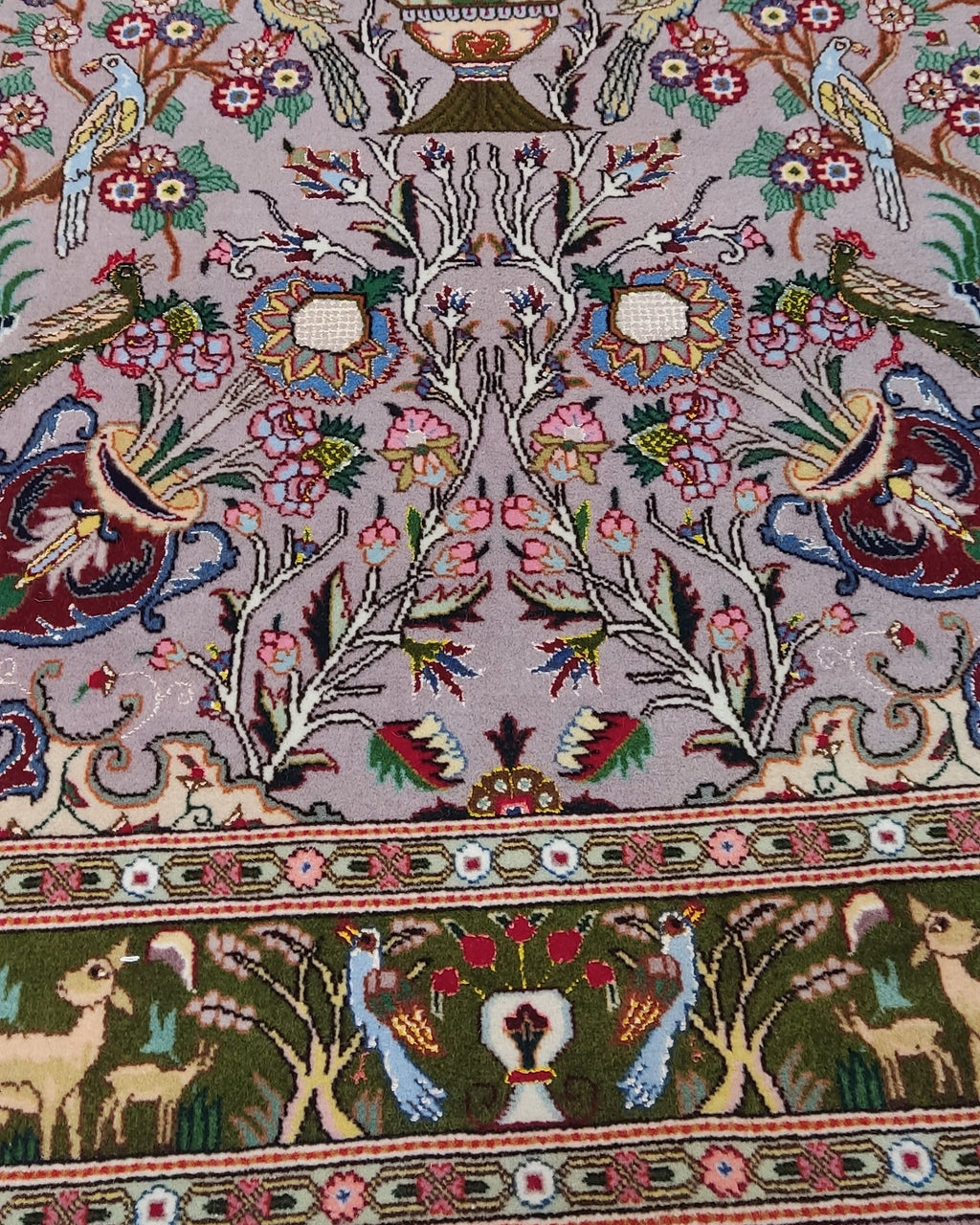 Tappeto persiano Tabriz 60 Raj annodato a mano con albero della vita, uccelli e motivi floreali, misura 147x101 cm