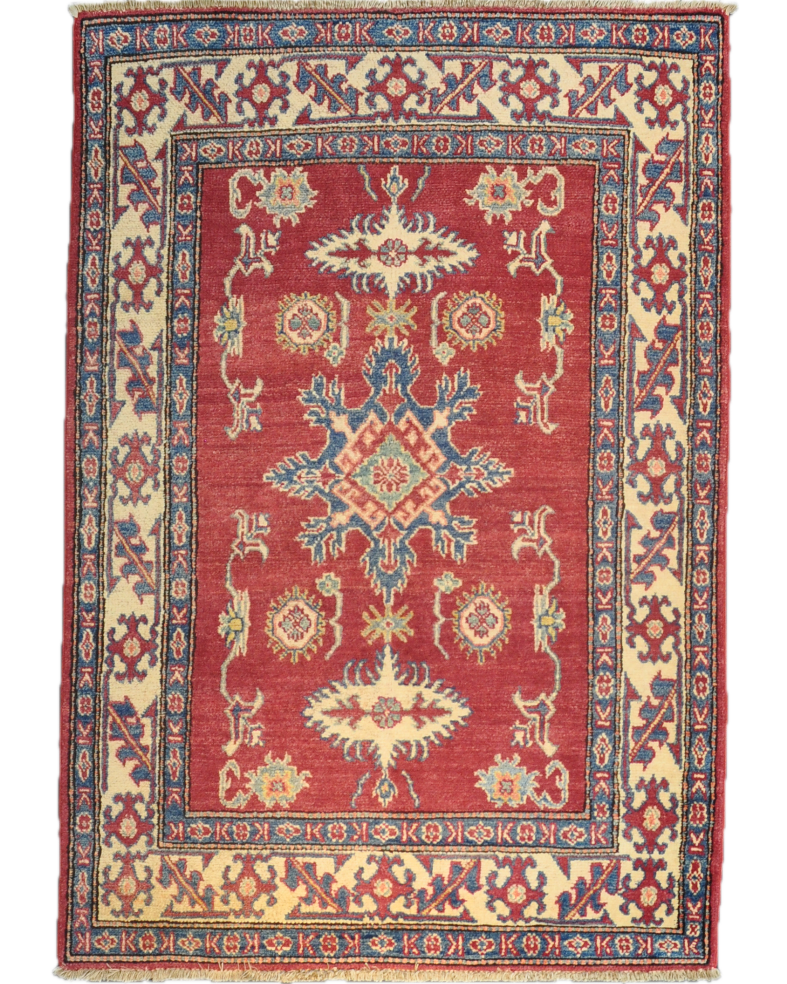 Tappeto Uzbek annodato a mano con fondo rosso rubino e motivi geometrici caucasici nei toni dell'avorio e dell'azzurro, misura 158x108 cm